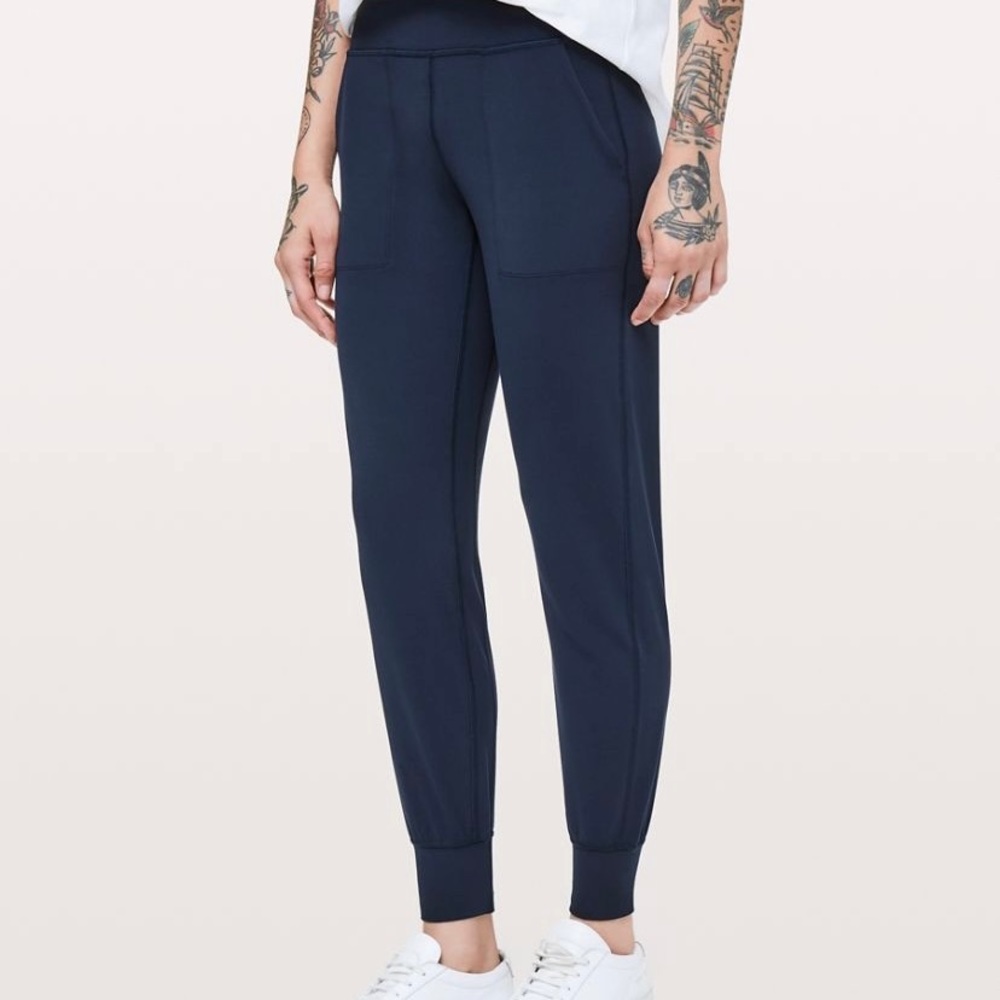 lululemon align jogger 28” navy blue